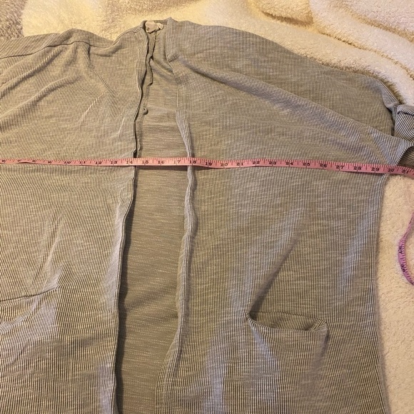 donni pin striped casual ocean Cardigan - Picture 4 of 5